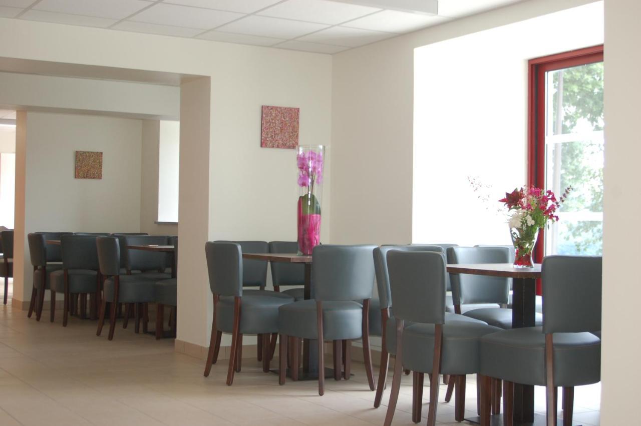 Gite Du Haut Cantal - Appartements Meubles Avec Kitchenette Et Chambres Sans Kitchenette Condat  外观 照片