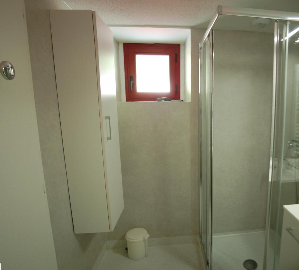 Gite Du Haut Cantal - Appartements Meubles Avec Kitchenette Et Chambres Sans Kitchenette Condat  外观 照片